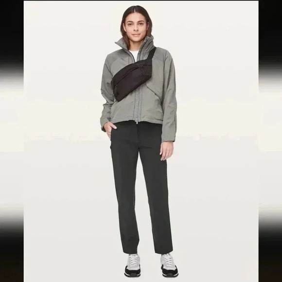 Lululemon On The Move Pant *Lightweight Black - Picture 3 of 8